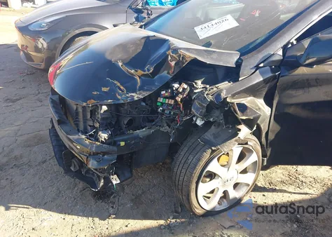 2013 Hyundai Elantra Limited из США, поврежденный, VIN 5NPDH4AE5DH410295